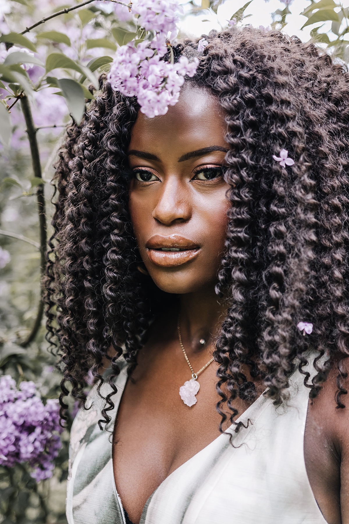 Portrait with flowers in hair_cissiama