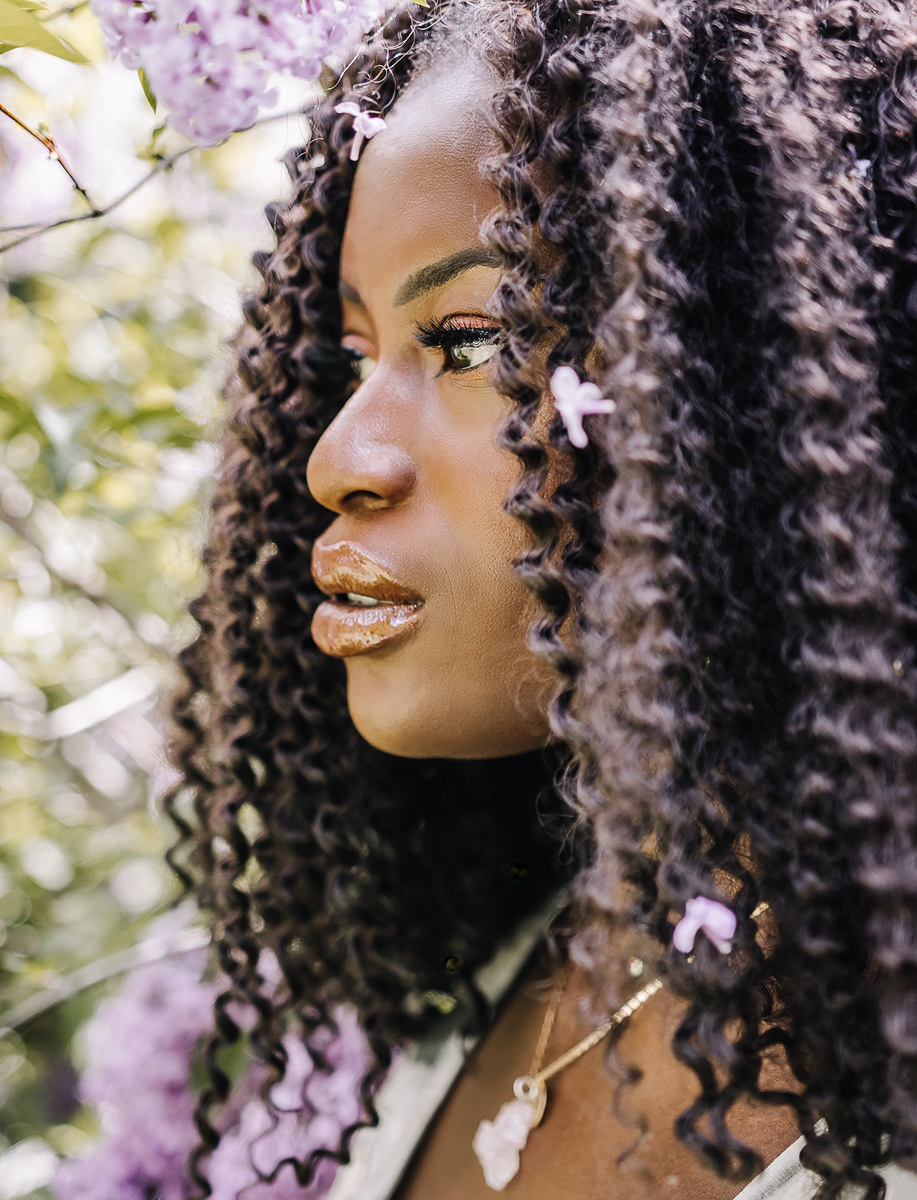 Side profil portrait shot_cissiama